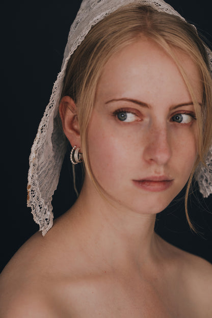 oorbellen-zilver-kant, met witte parels-Hester Zagt X Rijksmuseum