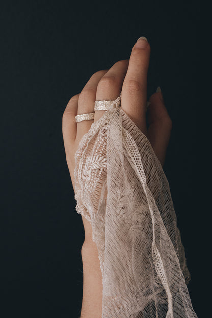 Zilveren ring, geinspireerd op kant, Hester Zagt X Rijksmuseum