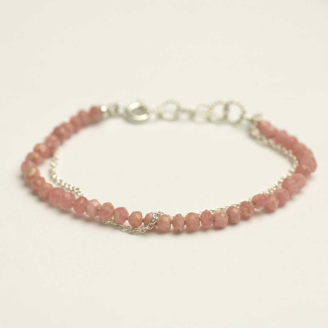 rodochrosiet armbandje in zilver - Hester Zagt